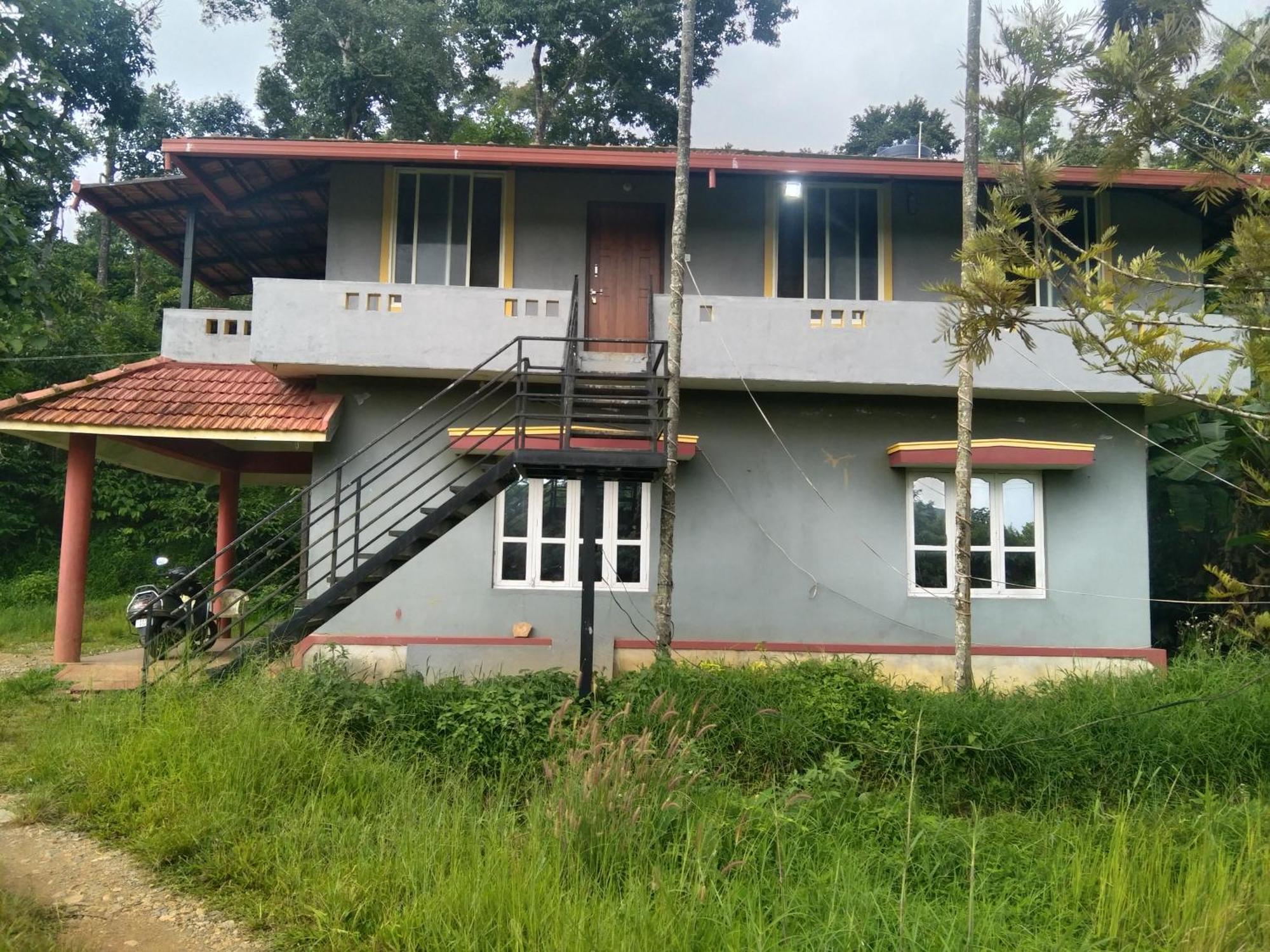 Samz Estate Stay 2Bhk Madikeri Eksteriør billede