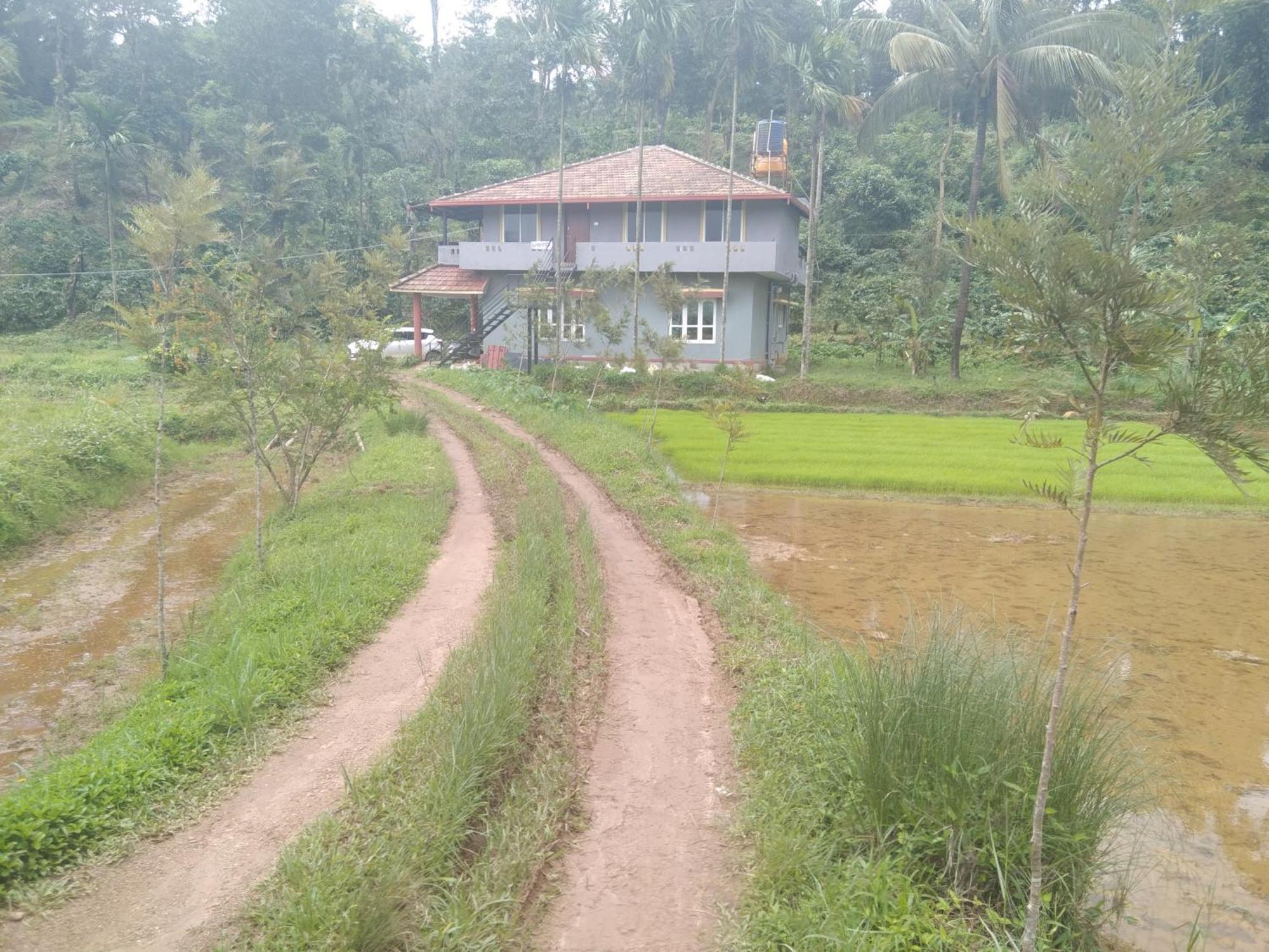 Samz Estate Stay 2Bhk Madikeri Eksteriør billede